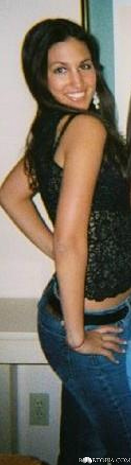 Boobtopia.com - Gallery Sexy Butts - Here we celebrate all the beautiful woman and the phantastic clevage they have to offer.